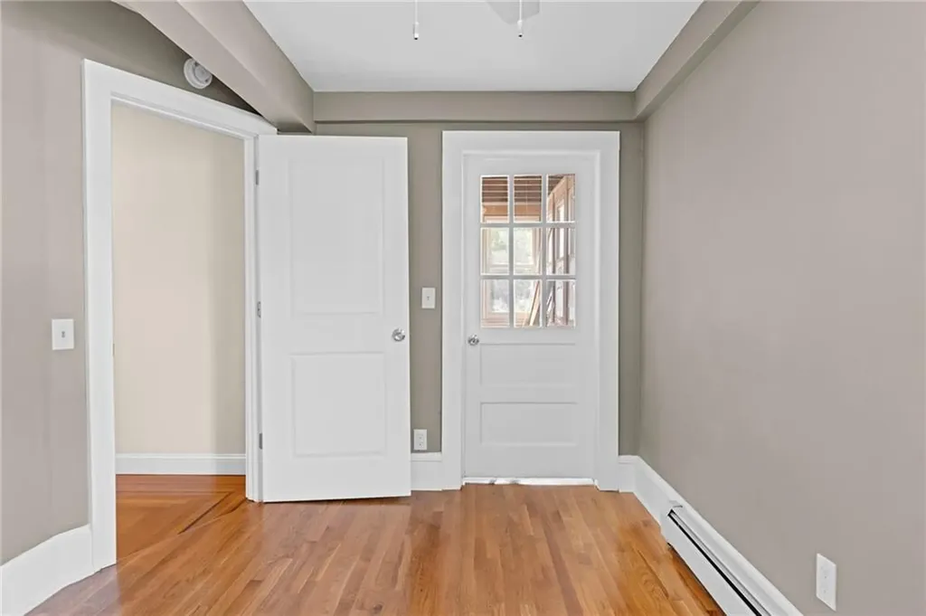 2915 Post Road Warwick RI 02886
