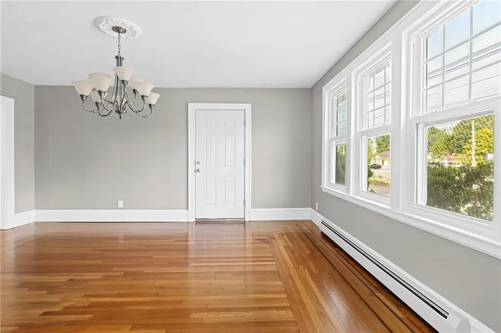 2915 Post Road Warwick RI 02886