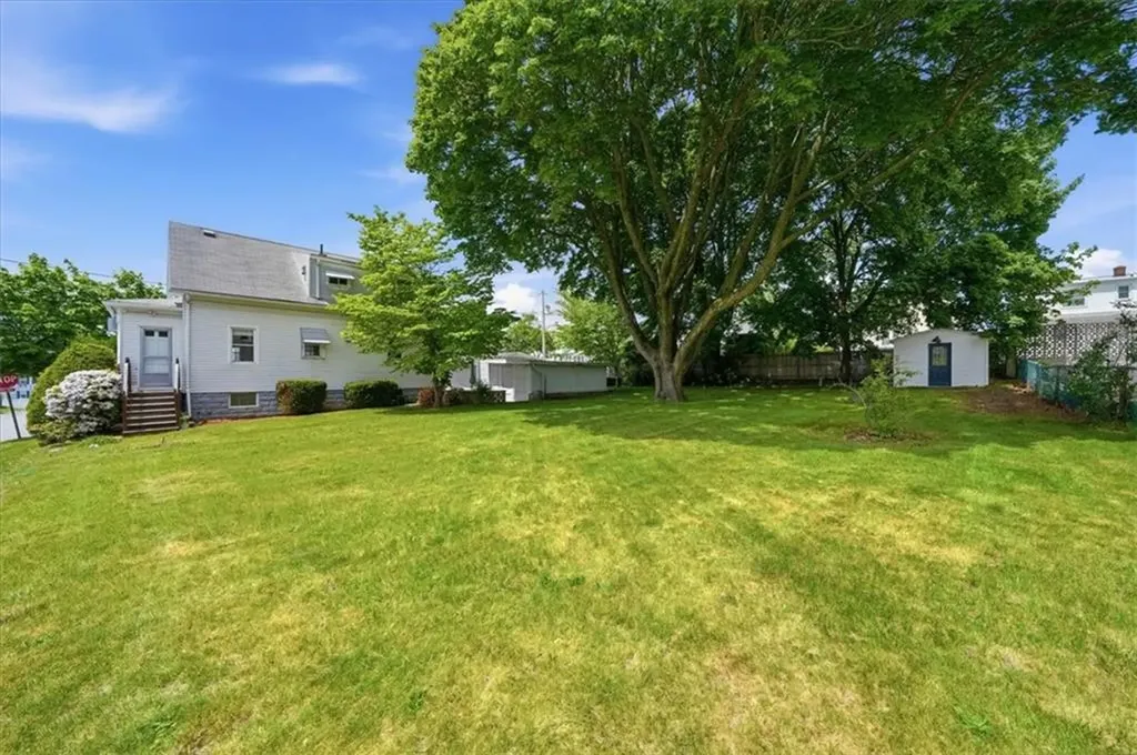 123 Oxford Street Cranston RI 02920