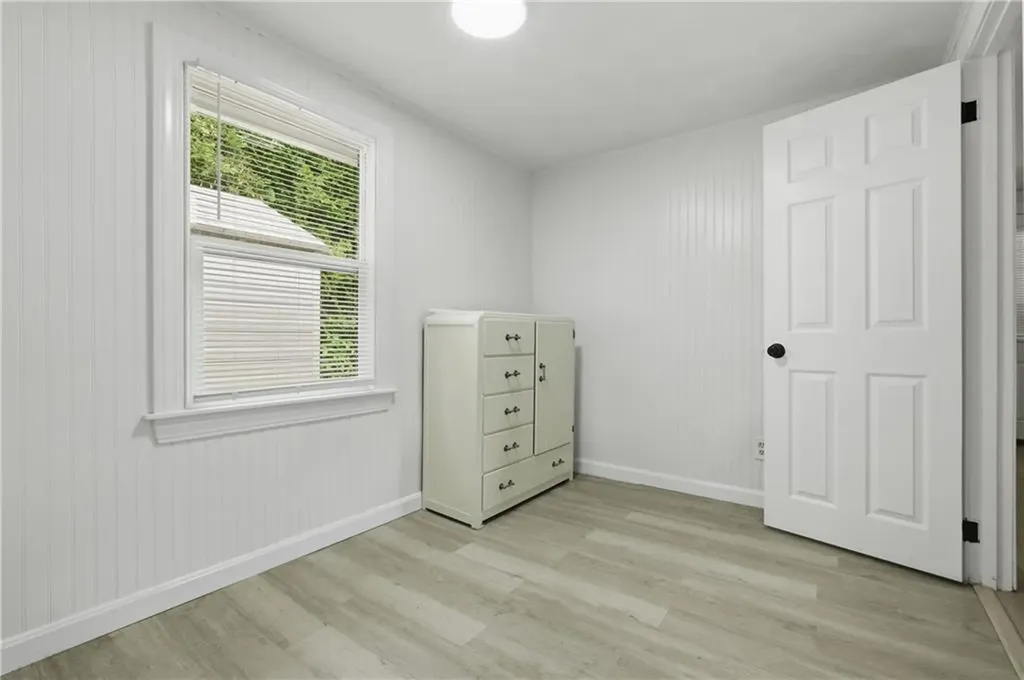 24 Seymour Street Warren RI 02885