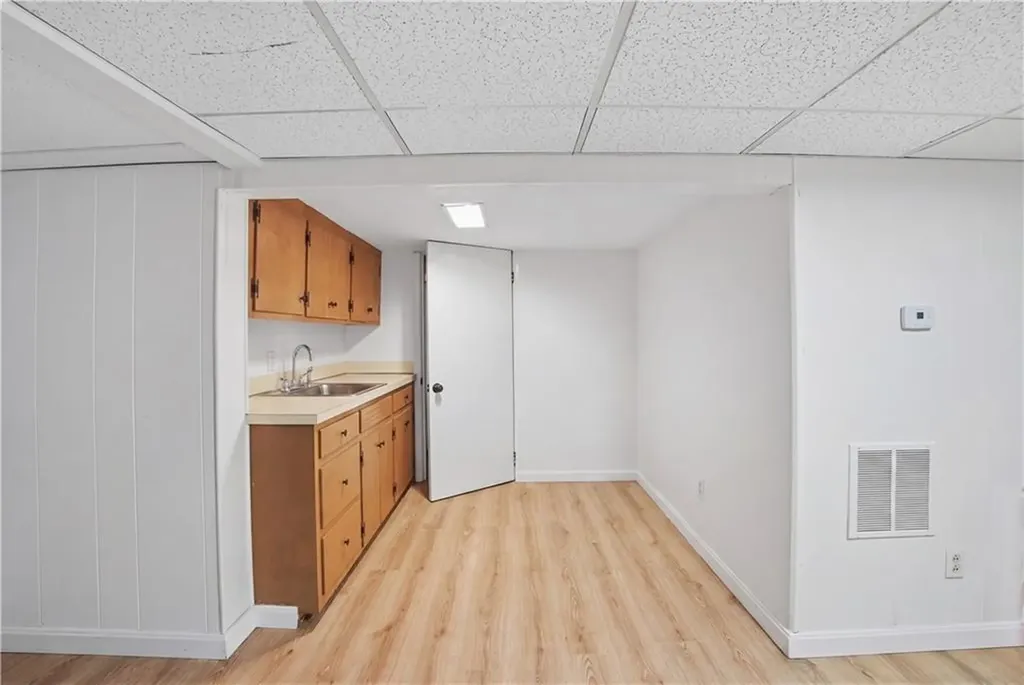 24 Seymour Street Warren RI 02885