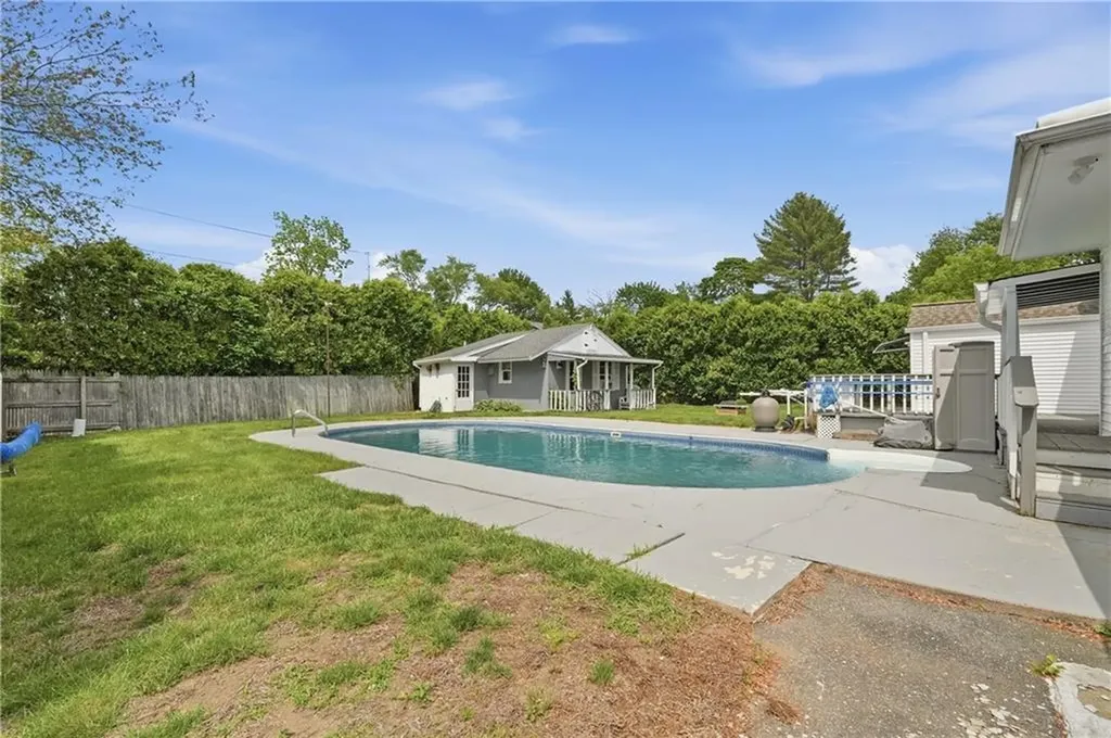 24 Seymour Street Warren RI 02885