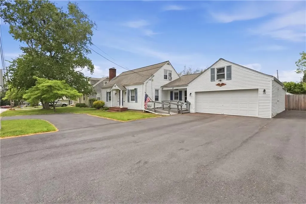 24 Seymour Street Warren RI 02885