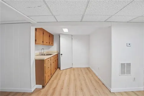 24 Seymour Street Warren RI 02885