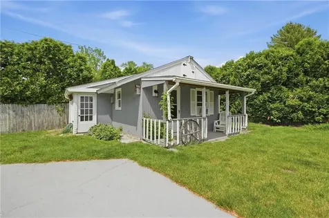 24 Seymour Street Warren RI 02885