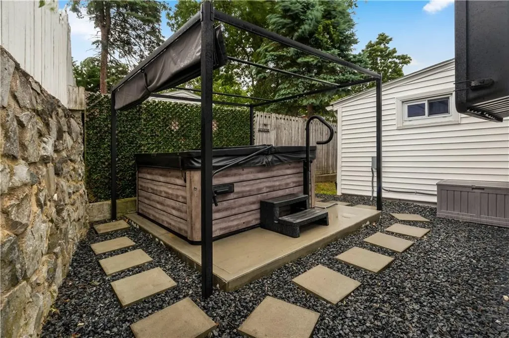 19 Watkins Avenue Cranston RI 02920