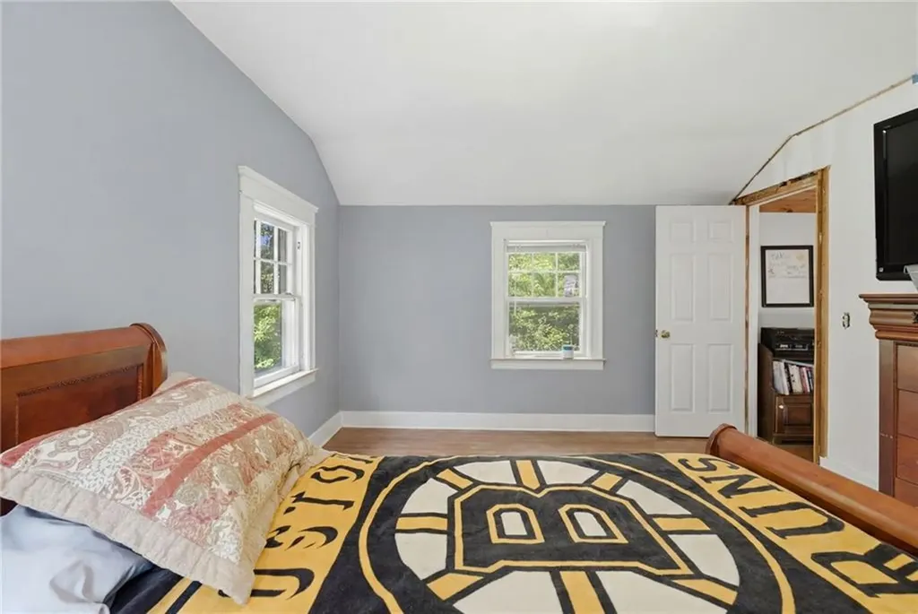 25 Pineland Street North Kingstown RI 02852