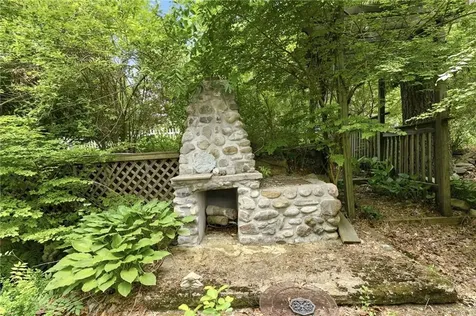 25 Pineland Street North Kingstown RI 02852