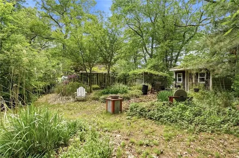 25 Pineland Street North Kingstown RI 02852