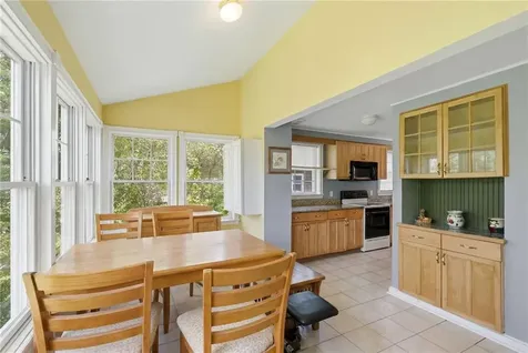 25 Pineland Street North Kingstown RI 02852