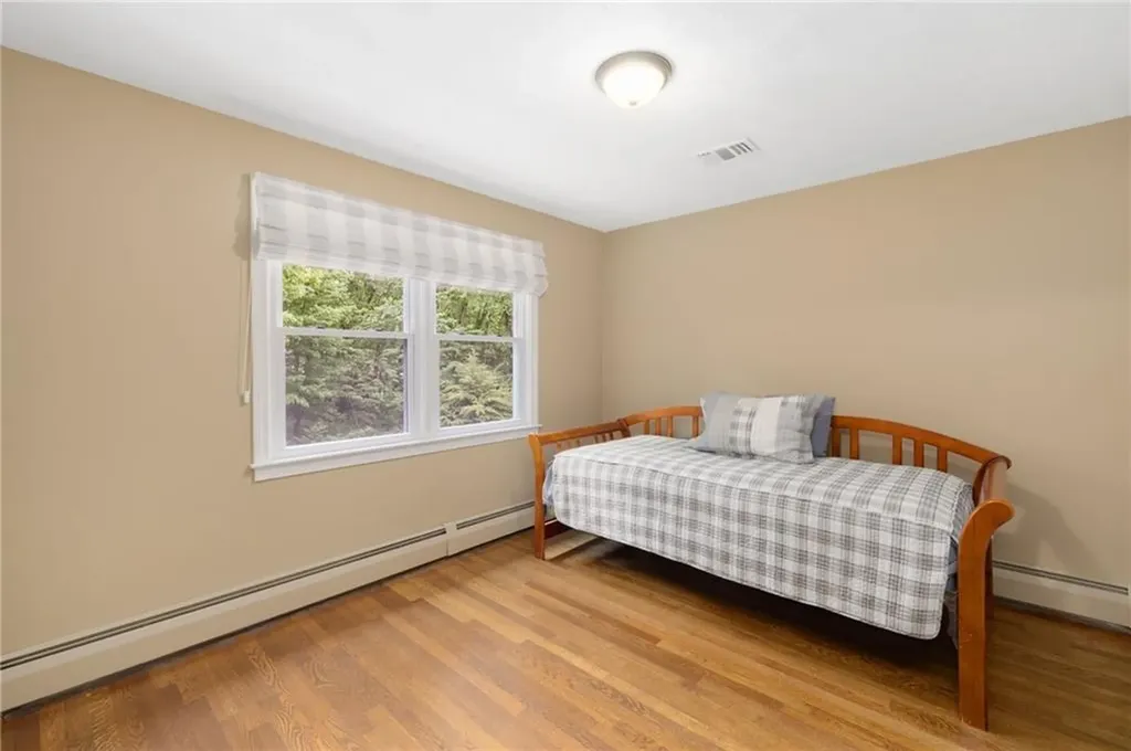 30 Abigail Street Warwick RI 02886