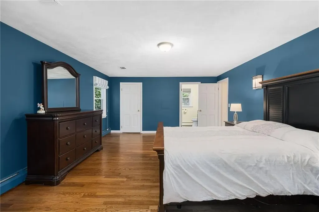 30 Abigail Street Warwick RI 02886