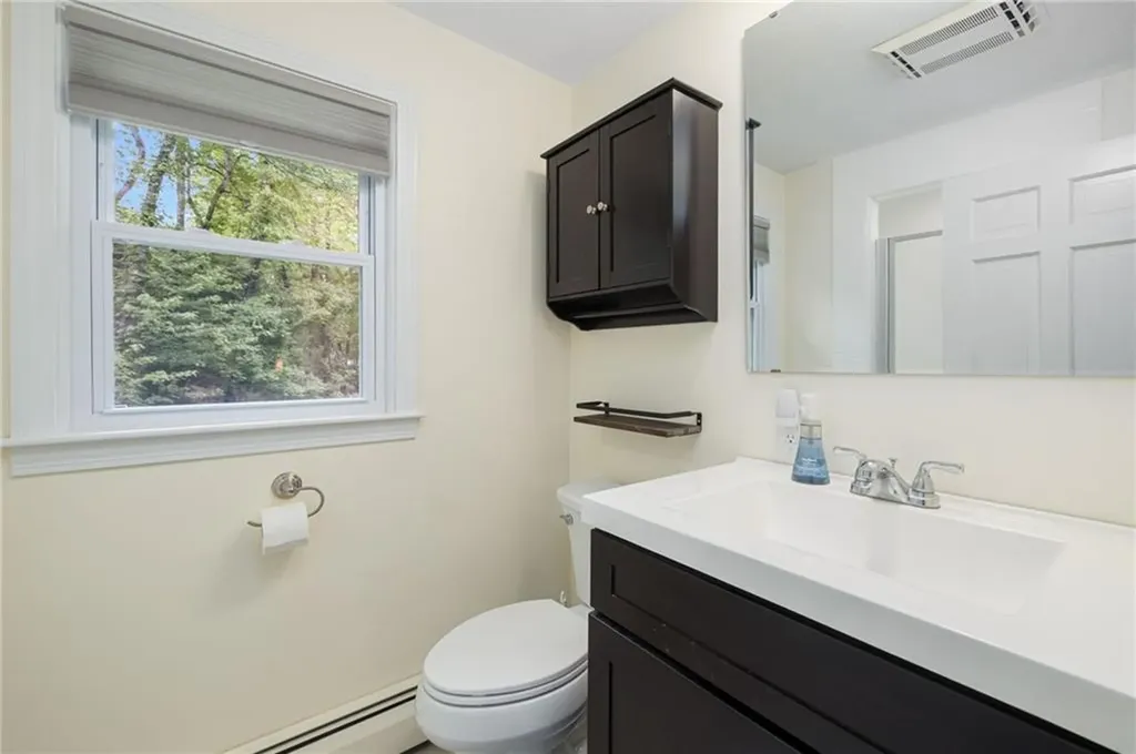 30 Abigail Street Warwick RI 02886
