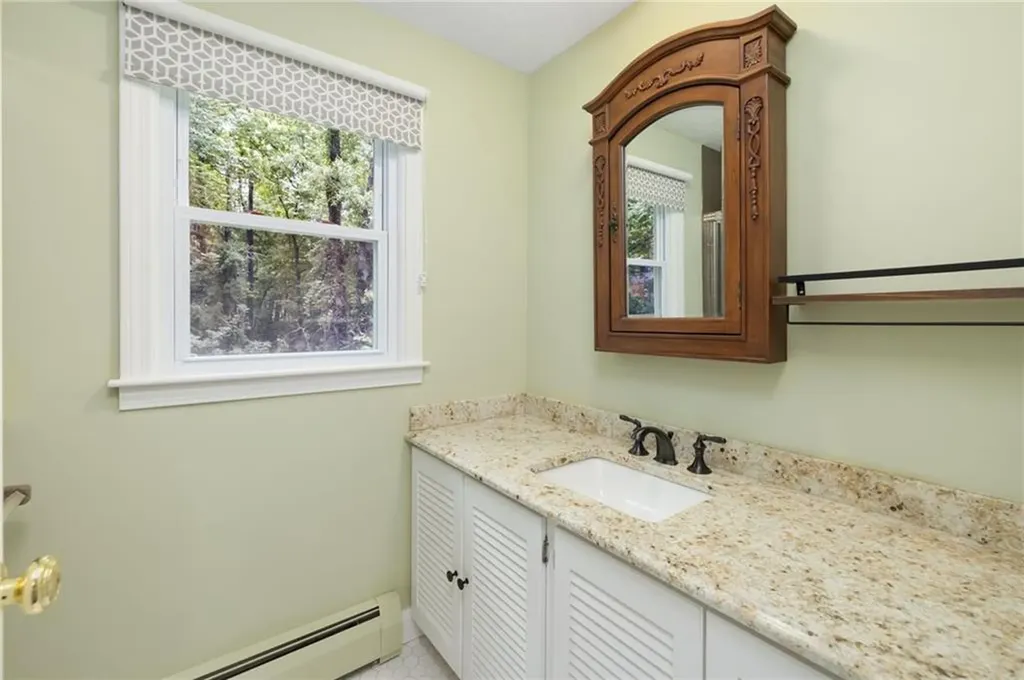 30 Abigail Street Warwick RI 02886