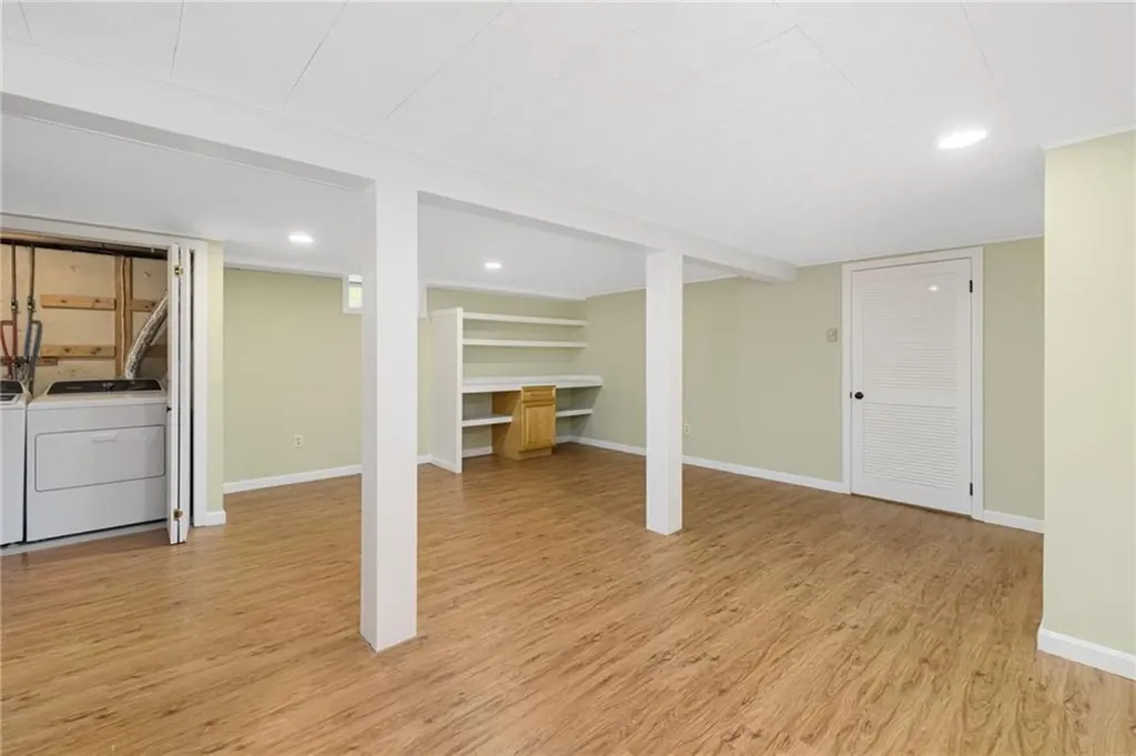 30 Abigail Street Warwick RI 02886