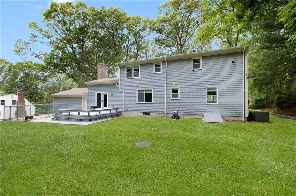 30 Abigail Street Warwick RI 02886
