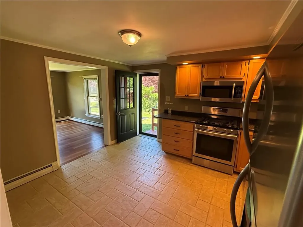 9 Michael Drive Bristol RI 02809