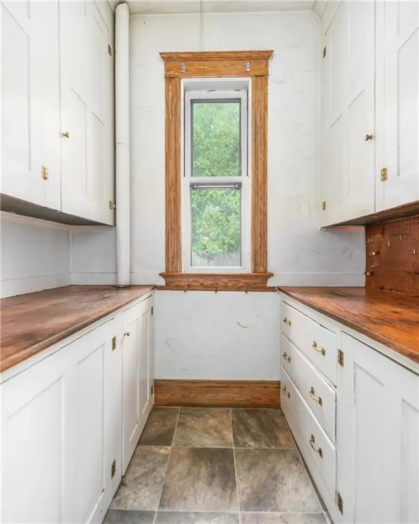 78 80 Grotto Avenue Providence RI 02906