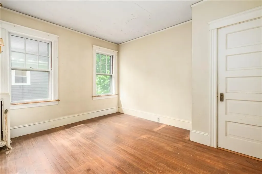 78 80 Grotto Avenue Providence RI 02906
