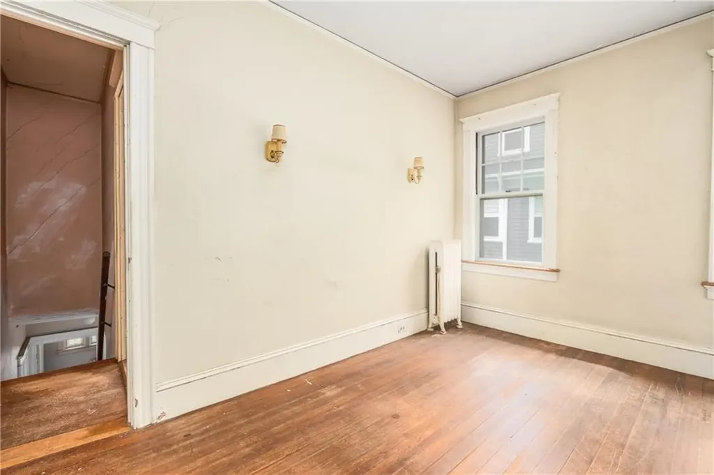 78 80 Grotto Avenue Providence RI 02906