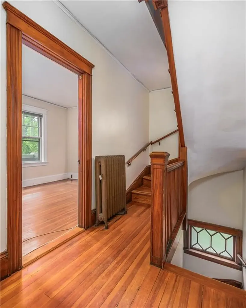 78 80 Grotto Avenue Providence RI 02906