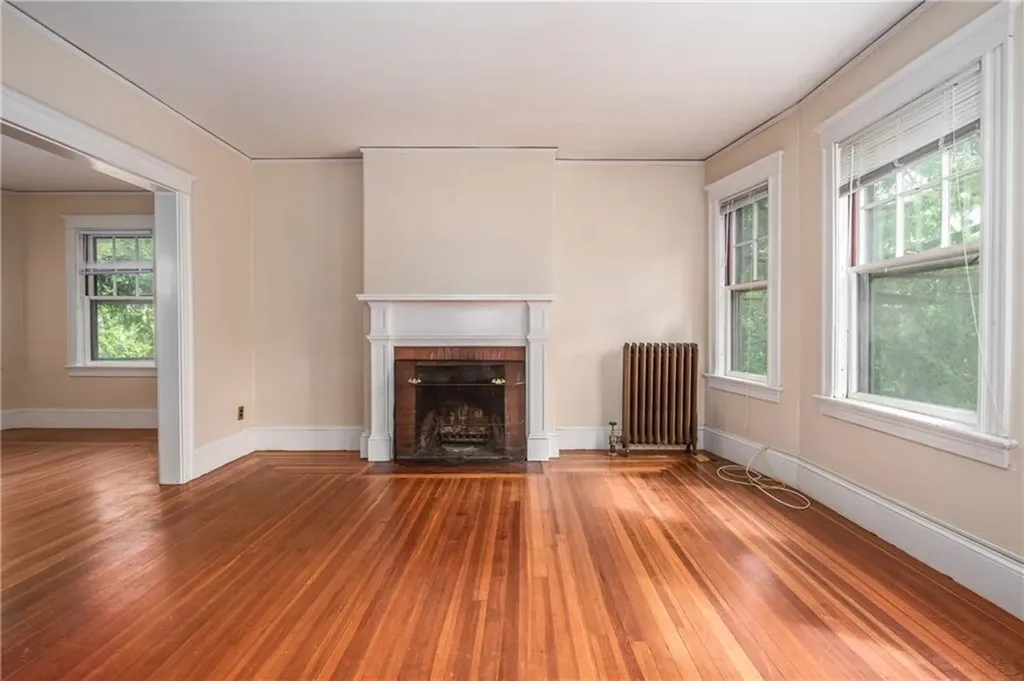 78 80 Grotto Avenue Providence RI 02906