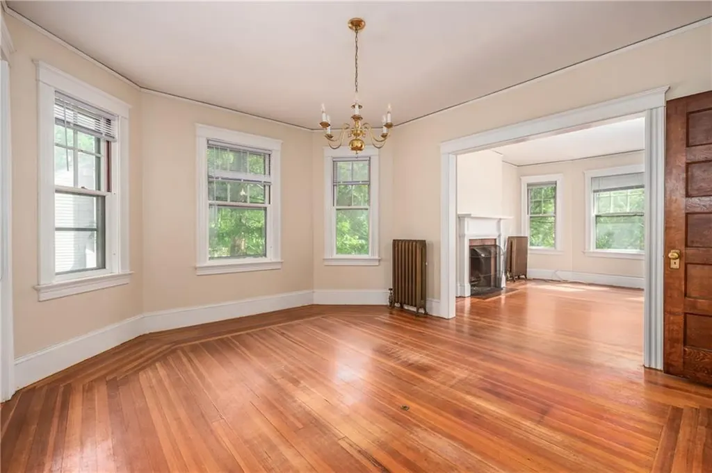 78 80 Grotto Avenue Providence RI 02906
