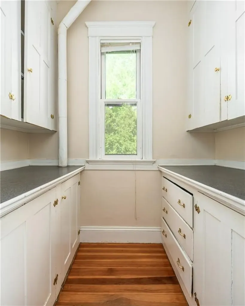 78 80 Grotto Avenue Providence RI 02906