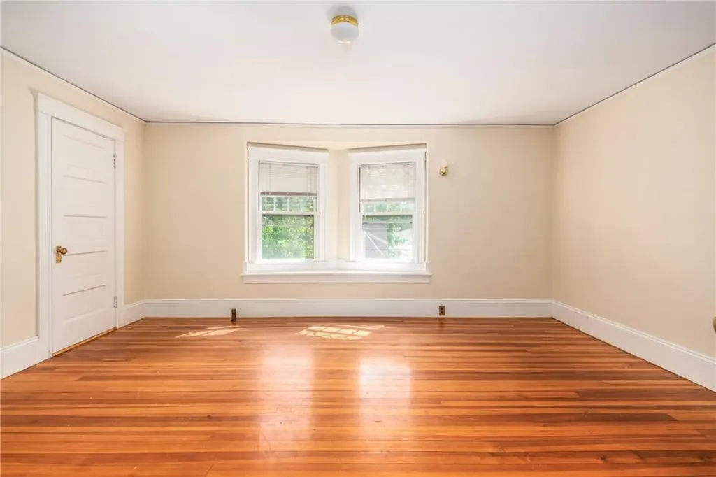 78 80 Grotto Avenue Providence RI 02906