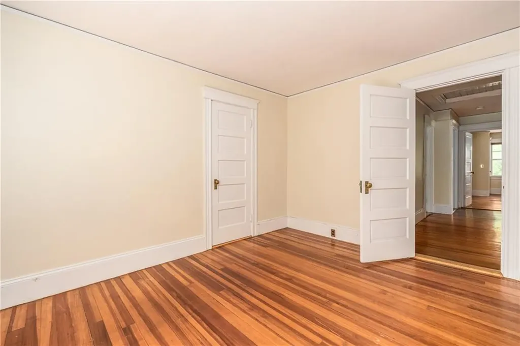 78 80 Grotto Avenue Providence RI 02906