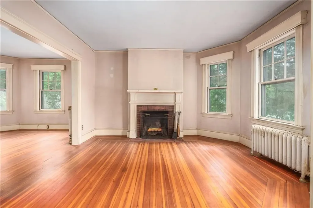 78 80 Grotto Avenue Providence RI 02906