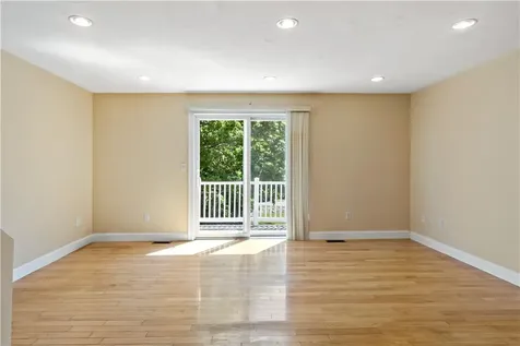 41 Charles Drive Tiverton RI 02878