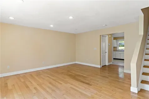 41 Charles Drive Tiverton RI 02878