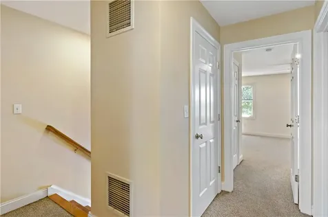 41 Charles Drive Tiverton RI 02878