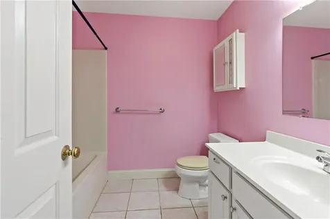 41 Charles Drive Tiverton RI 02878