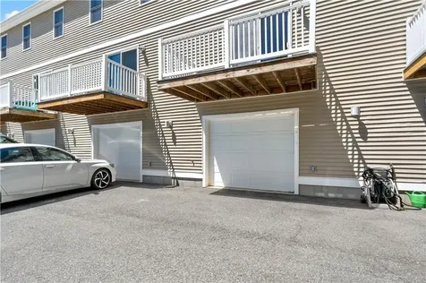 41 Charles Drive Tiverton RI 02878