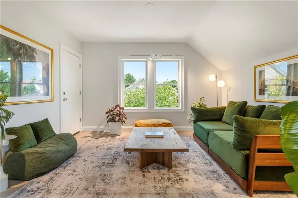 331 Williams Street Providence RI 02906