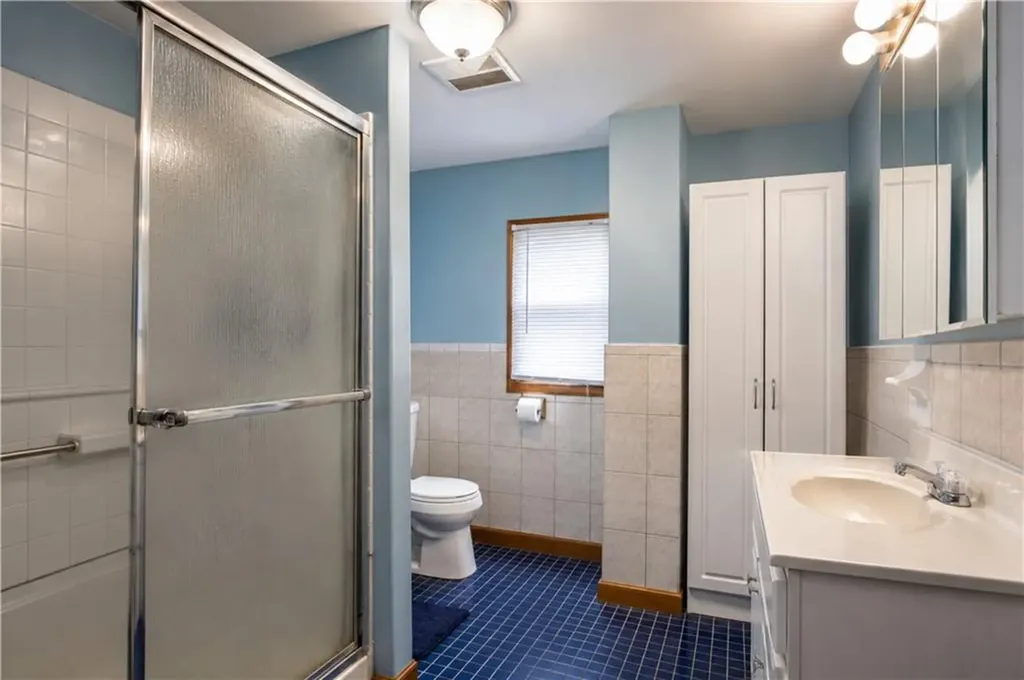 151 Conanicus Road Narragansett RI 02882