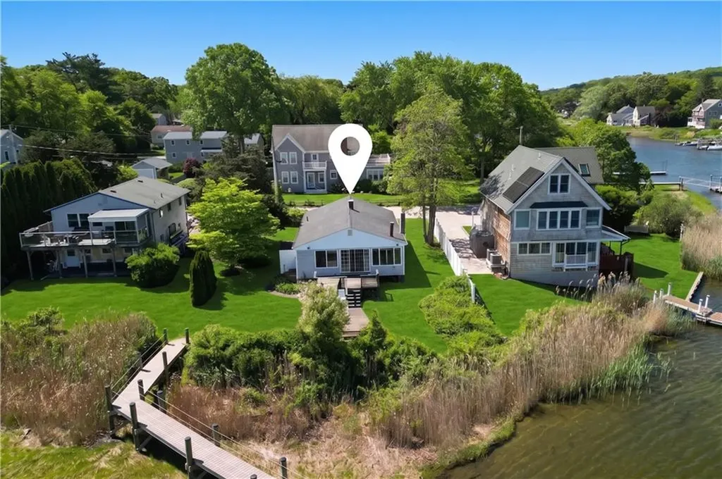 151 Conanicus Road Narragansett RI 02882