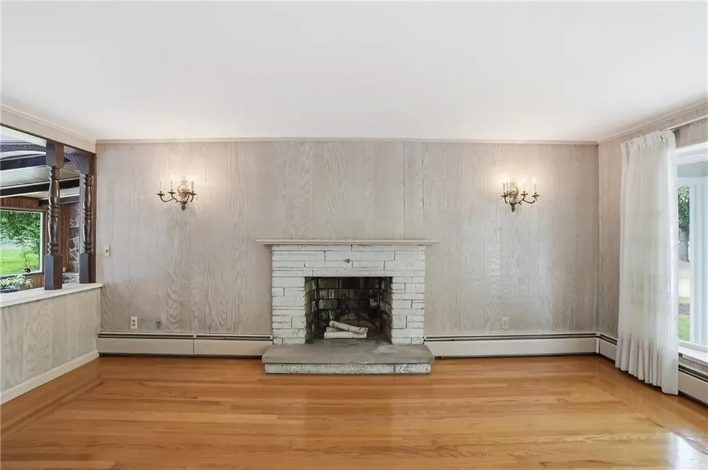 14 Cardinal Road Cranston RI 02921