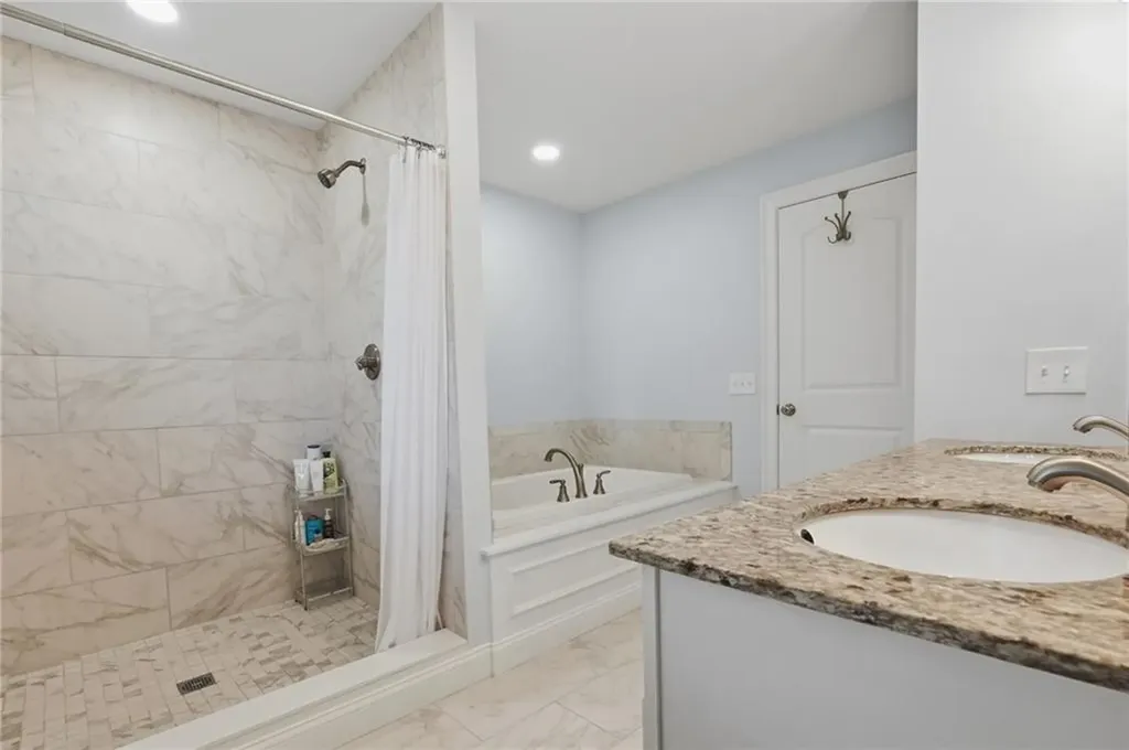 12 Hidden Hills Drive Seekonk MA 02771