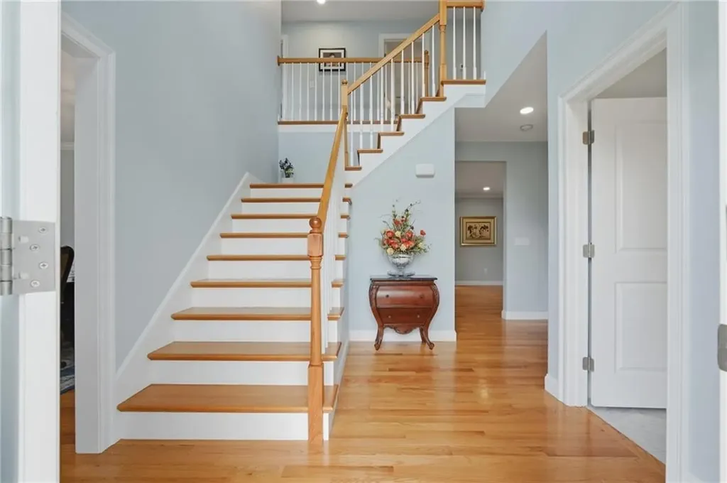 12 Hidden Hills Drive Seekonk MA 02771