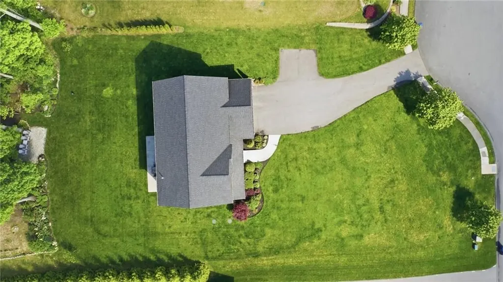 12 Hidden Hills Drive Seekonk MA 02771