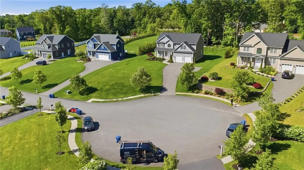 12 Hidden Hills Drive Seekonk MA 02771