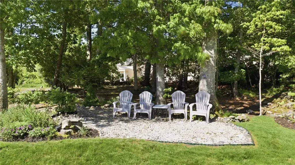 12 Hidden Hills Drive Seekonk MA 02771