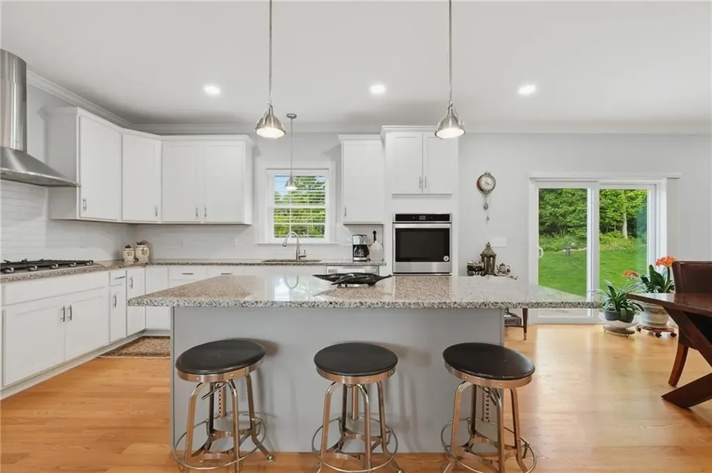 12 Hidden Hills Drive Seekonk MA 02771