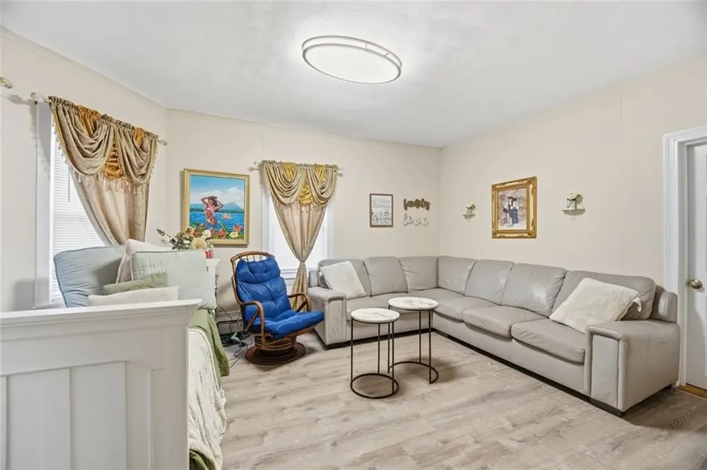 175 Montgomery Avenue Providence RI 02905