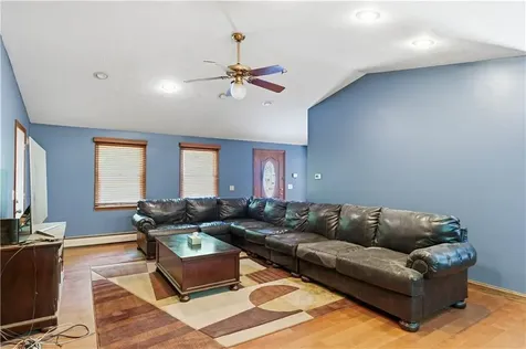 584 Hartford Pike Scituate RI 02857