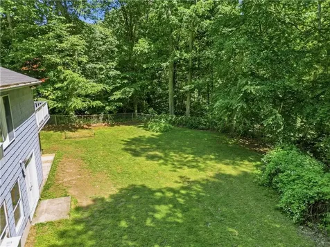 584 Hartford Pike Scituate RI 02857