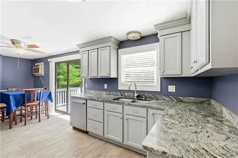 584 Hartford Pike Scituate RI 02857